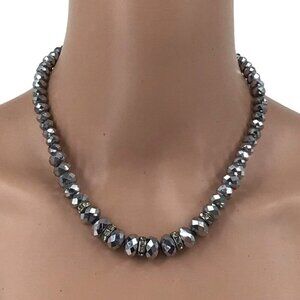 Sparkling Faceted Beaded Necklace 17 Inch Length Magnetic Closure